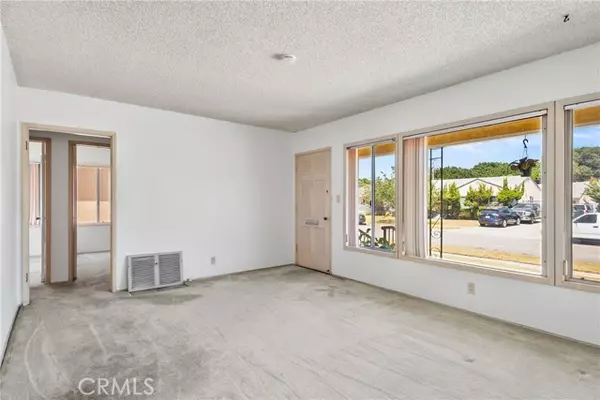 Lakewood, CA 90712,5223 Montair Avenue