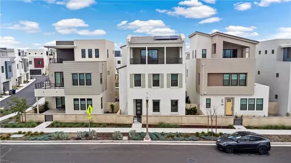 392 Baluster, Irvine, CA 92618