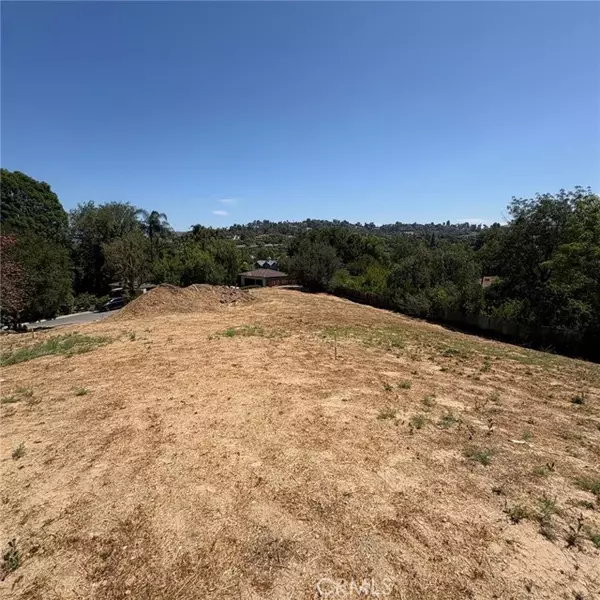 Santa Ana, CA 92705,0 Skyline Drive