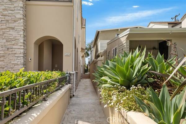 Corona Del Mar (newport Beach), CA 92625,505 Marigold Avenue