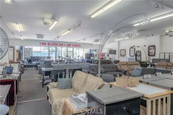 Pomona, CA 91767,520 E Holt Avenue