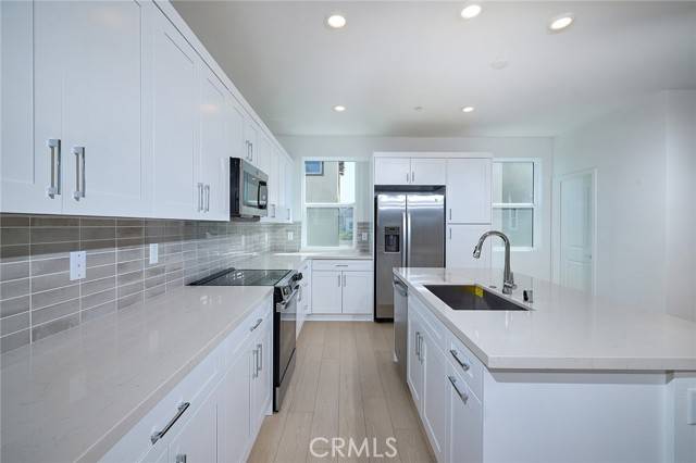 6045 Fairfax Drive, Eastvale, CA 92880