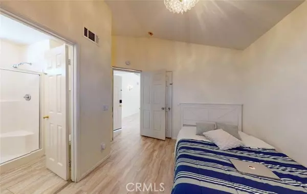 Anaheim, CA 92804,220 S Linhaven Circle