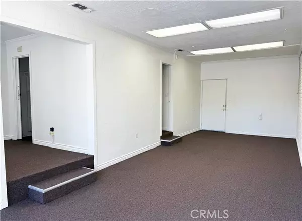 Anaheim, CA 92806,227 S State College Blvd