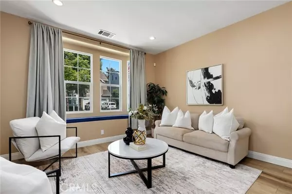 Ladera Ranch, CA 92694,7 Sachem Way