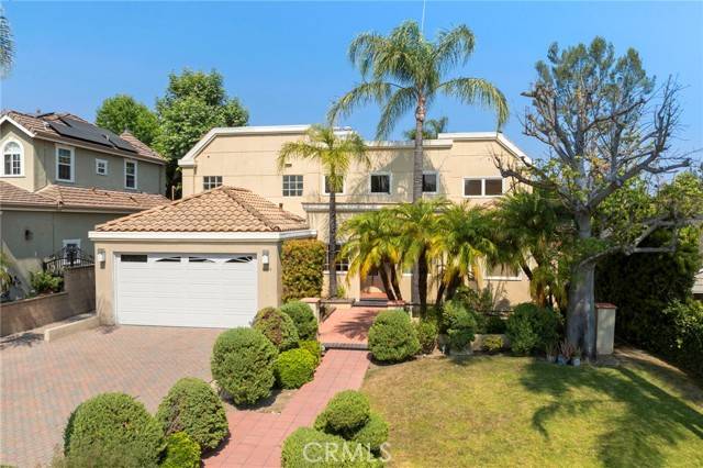4826 Indianola Way, La Canada Flintridge, CA 91011