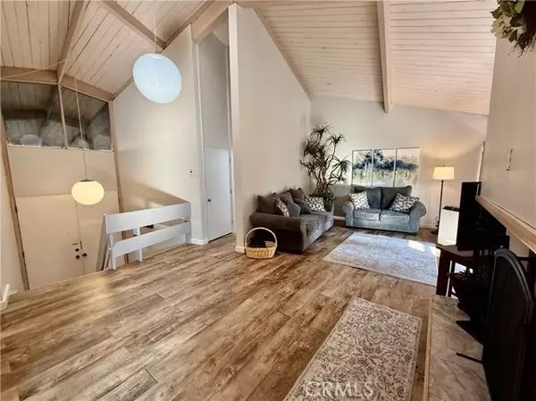 Twin Peaks, CA 92391,872 Sierra Vista Drive #30