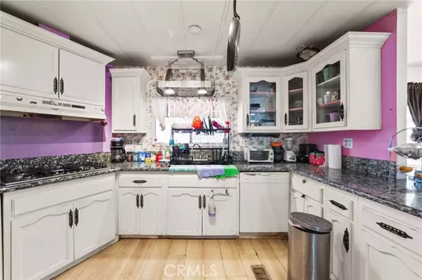 Bloomington, CA 92316,10701 Cedar Avenue #184