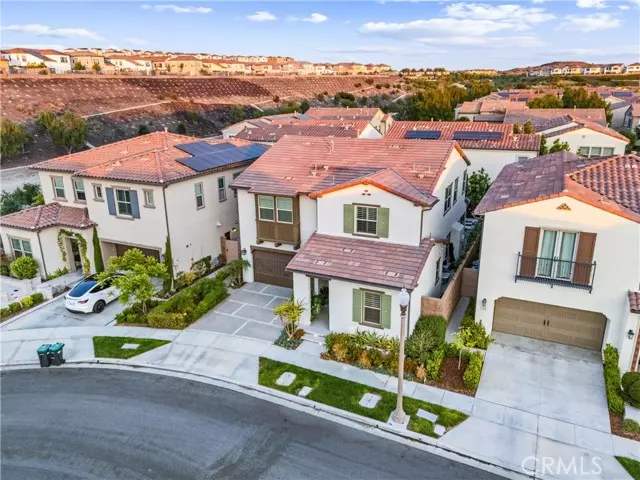 Irvine, CA 92618,202 Geyser