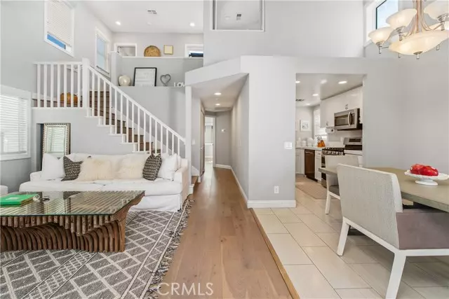 Corona Del Mar (newport Beach), CA 92625,608 Poinsettia Avenue #B