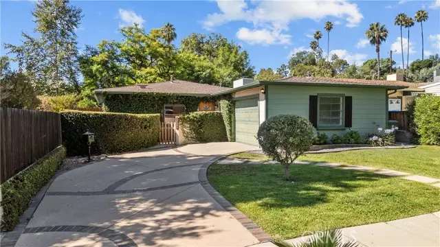 22232 Buena Ventura St, Woodland Hills (los Angeles), CA 91364