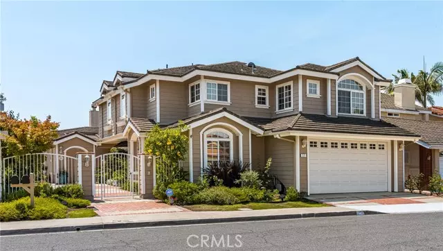 Irvine, CA 92604,32 Sandstone