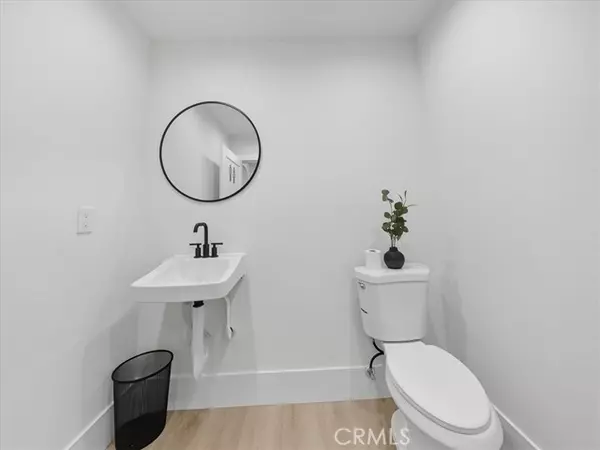 Anaheim, CA 92807,1240 N Jefferson Street