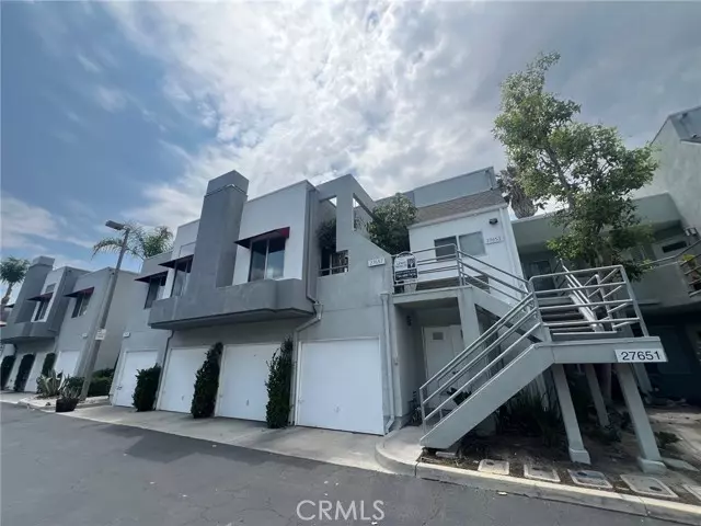 Mission Viejo, CA 92691,27657 Aquamarine #157
