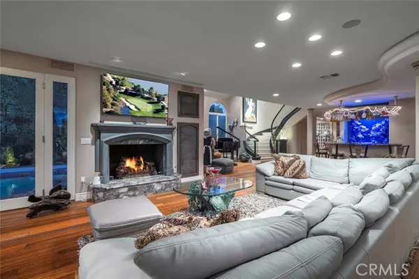 Huntington Beach, CA 92649,17022 Marinabay Drive