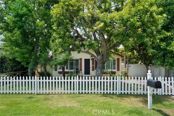 275 Flower Street, Costa Mesa, CA 92627