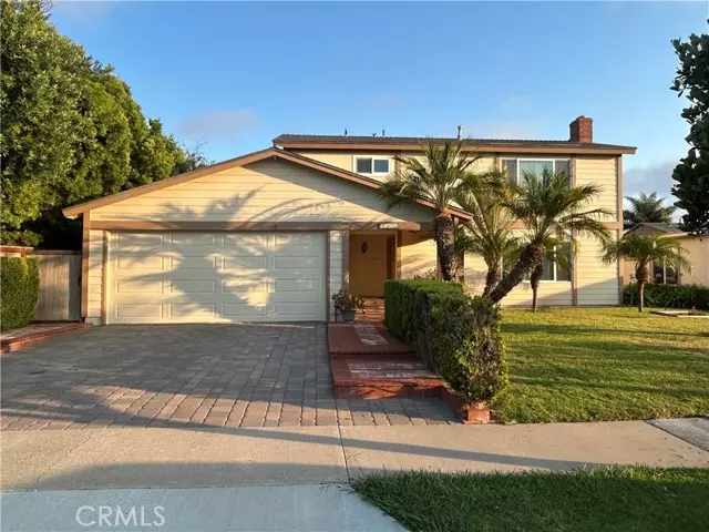 9172 Veronica Drive, Huntington Beach, CA 92646