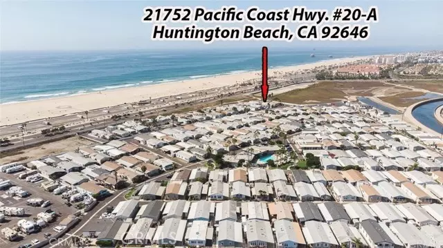 21752 Pacific Coast Hwy. #20A, Huntington Beach, CA 92646