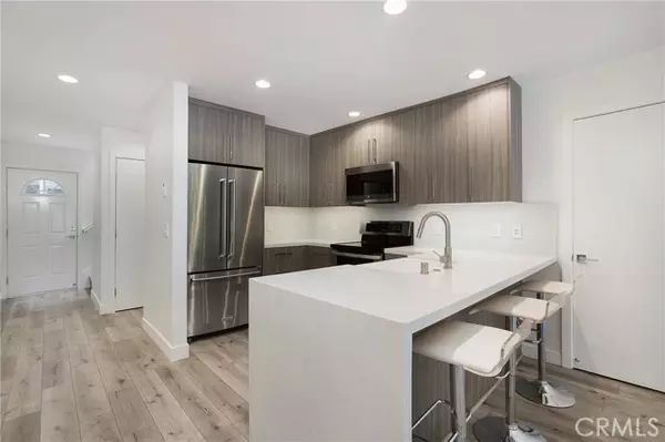 Laguna Hills, CA 92679,31601 Via Conejo #150