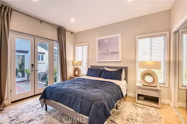 Laguna Hills, CA 92679,35 Fontaire