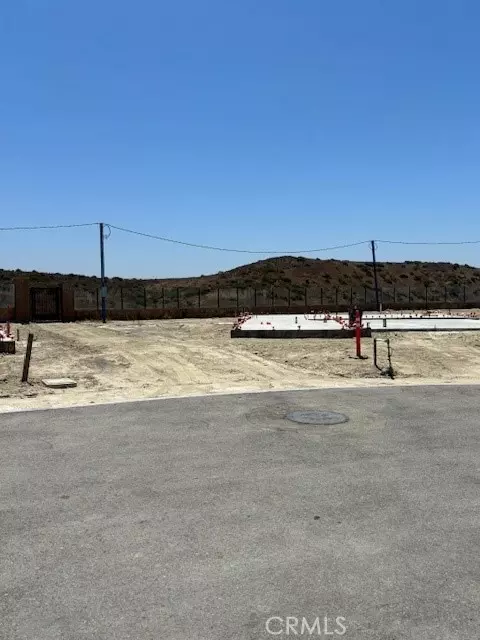 Irvine, CA 92618,236 Canterbury