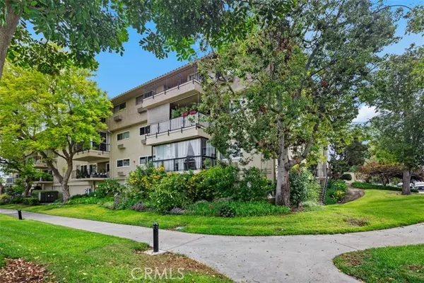 2381 Via Mariposa West #3A, Laguna Woods, CA 92637