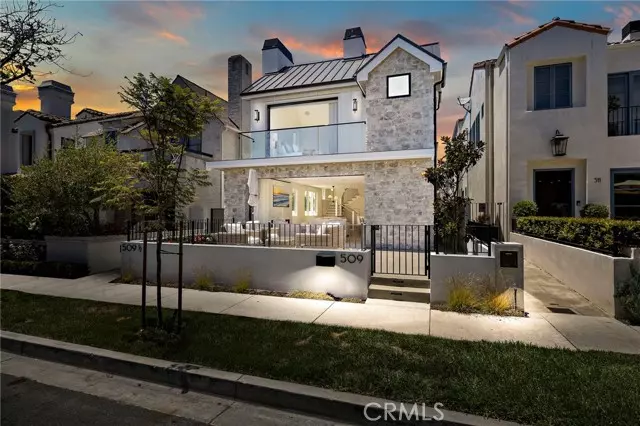 509 Carnation, Corona Del Mar (newport Beach), CA 92625