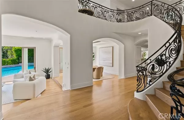 Newport Beach, CA 92660,15 Cypress Point Lane