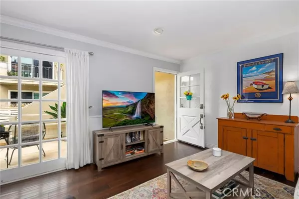 Laguna Beach, CA 92651,21662 Ocean Vista Drive #A