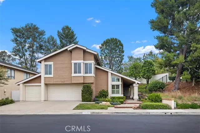 21502 Via Invierno, Lake Forest (el Toro), CA 92630