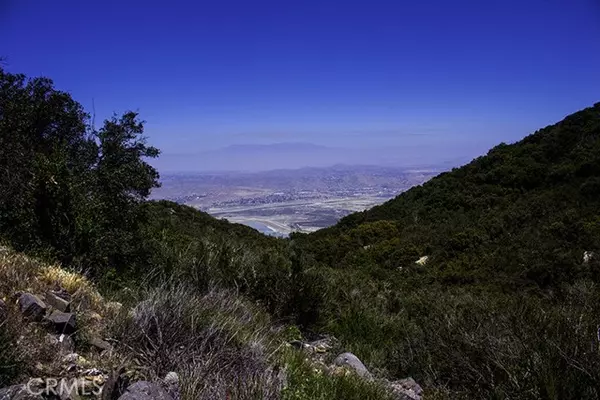 34550 S. Main Divide, Lake Elsinore, CA 92530