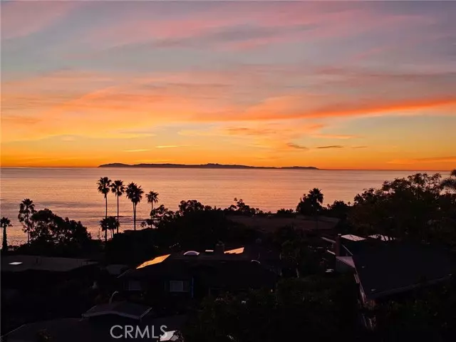 Laguna Beach, CA 92651,21692 Ocean Vista Drive #D