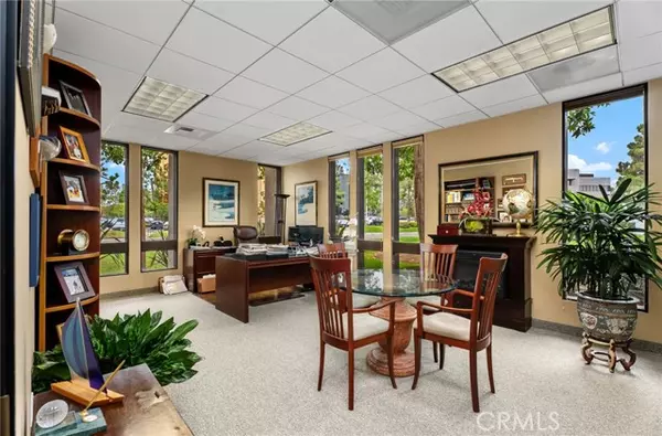 Newport Beach, CA 92660,1101 Dove Street