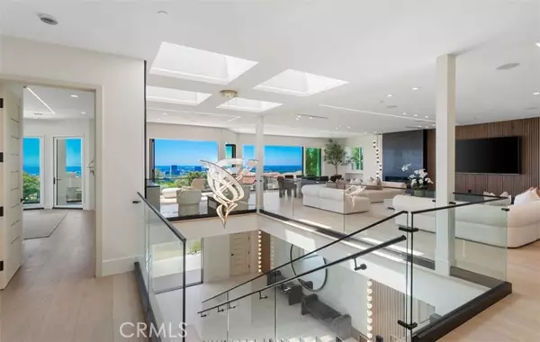 Newport Beach, CA 92660,4 Narbonne