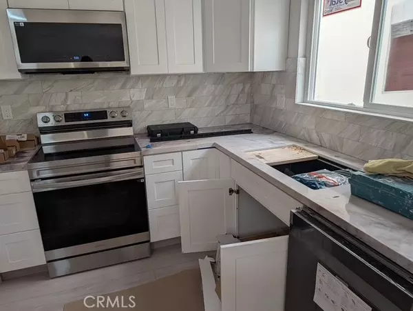 Laguna Woods, CA 92637,2325 Via Mariposa #C