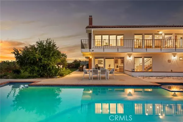 Tustin, CA 92705,10181 Overhill Drive