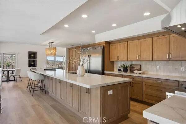 Tustin, CA 92705,10181 Overhill Drive