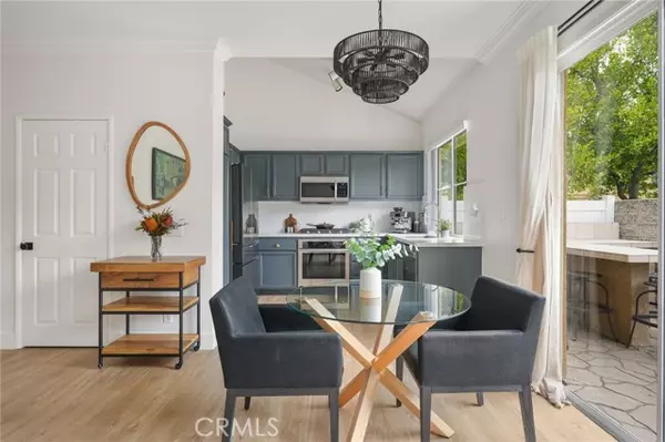 Orange, CA 92867,5125 E Paddington Court #D