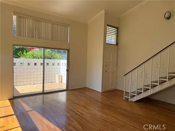 Laguna Woods, CA 92637,398 Avenida Castilla #B