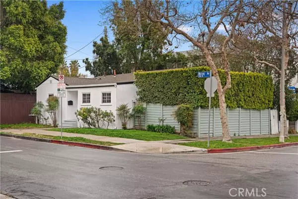 7116 Waring Avenue, Los Angeles, CA 90046