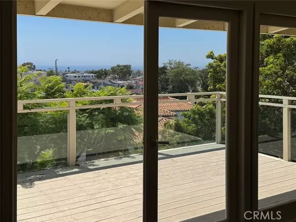 Corona Del Mar (newport Beach), CA 92625,424 Mendoza Terrace