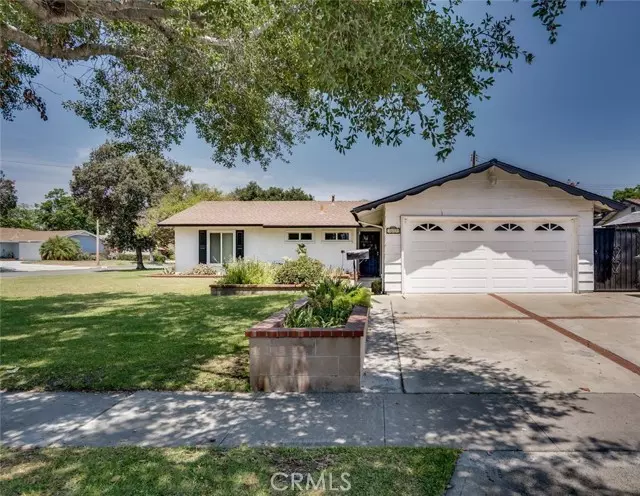 3027 W. Elder Ave, Santa Ana, CA 92704