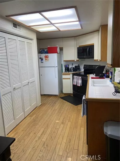 Aliso Viejo, CA 92656,15 ELMBROOK #52