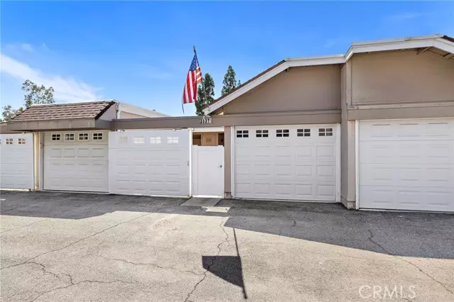 Laguna Hills, CA 92653,23371 Caminito Telmo #180