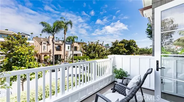 Corona Del Mar (newport Beach), CA 92625,435 Fernleaf Avenue #1