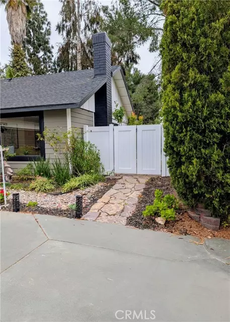 Laguna Hills, CA 92653,23812 Pesaro