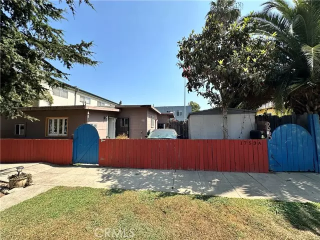 1753 16th Street #A, Santa Monica, CA 90404