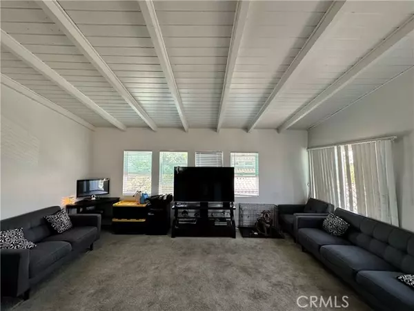 Signal Hill, CA 90755,2238 Walnut Avenue