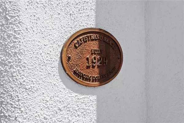 Dana Point, CA 92624,34532 Camino Capistrano