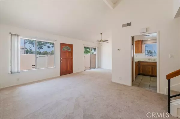 Huntington Beach, CA 92648,7921 Nomad Circle
